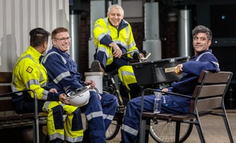 Améliorer l'adhésion des parties prenantes à votre appel d'offres pour les vêtements de protection